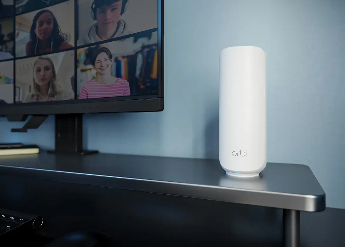 Orbi 370 router and two satellites