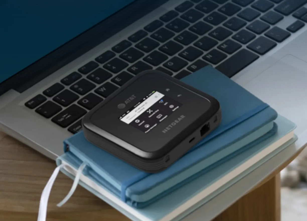 Nighthawk 5G M6 Pro Mobile Router