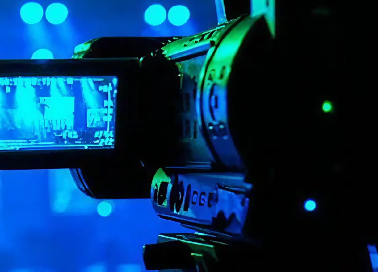broadcast hero av 1280 287x360 1