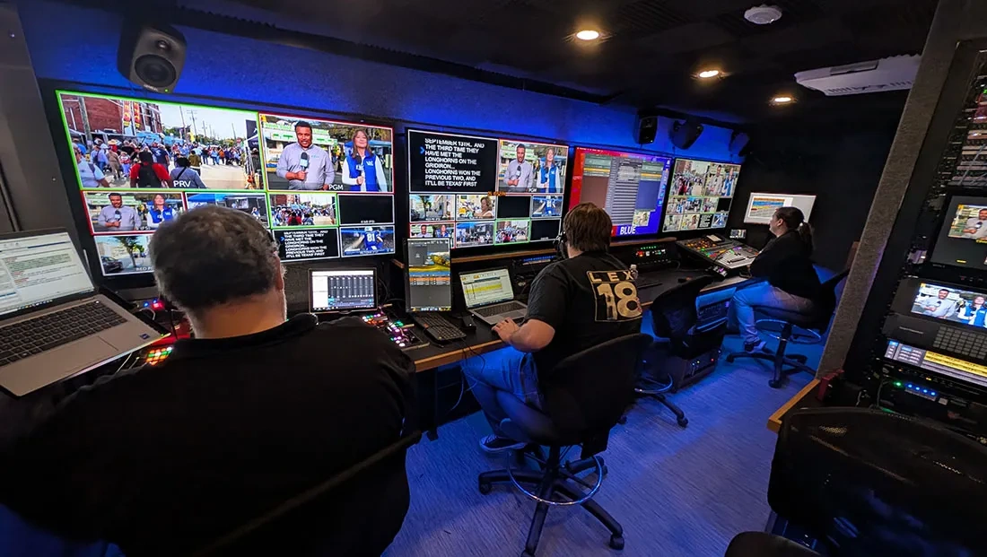 Vulcan interior with people 4 1100x621 for web