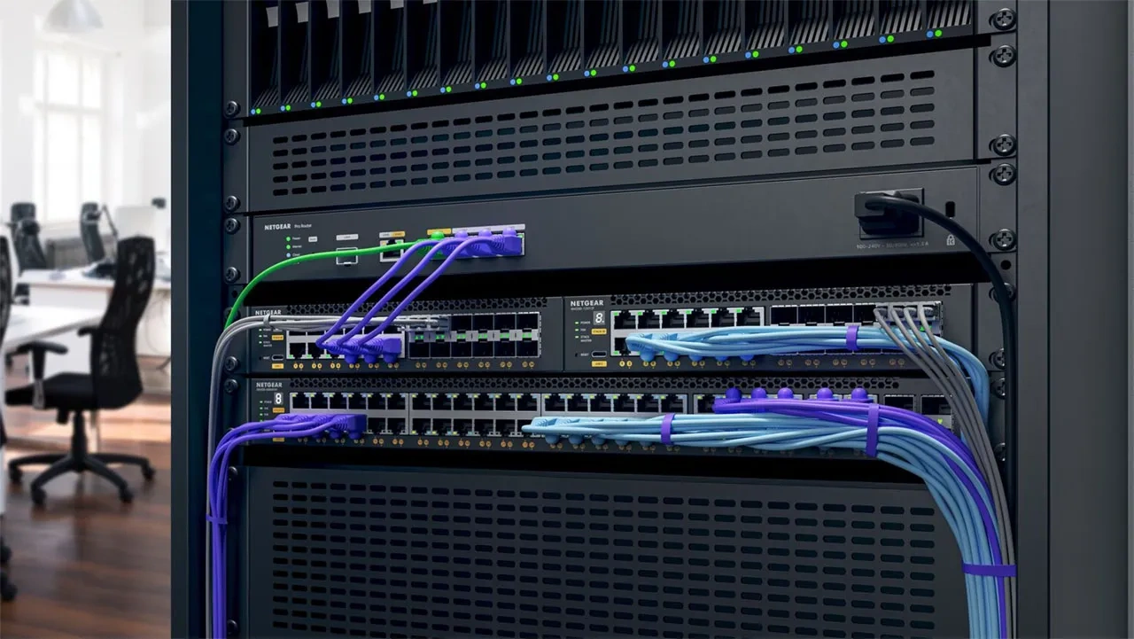 m4350 switches in rack hero 1280