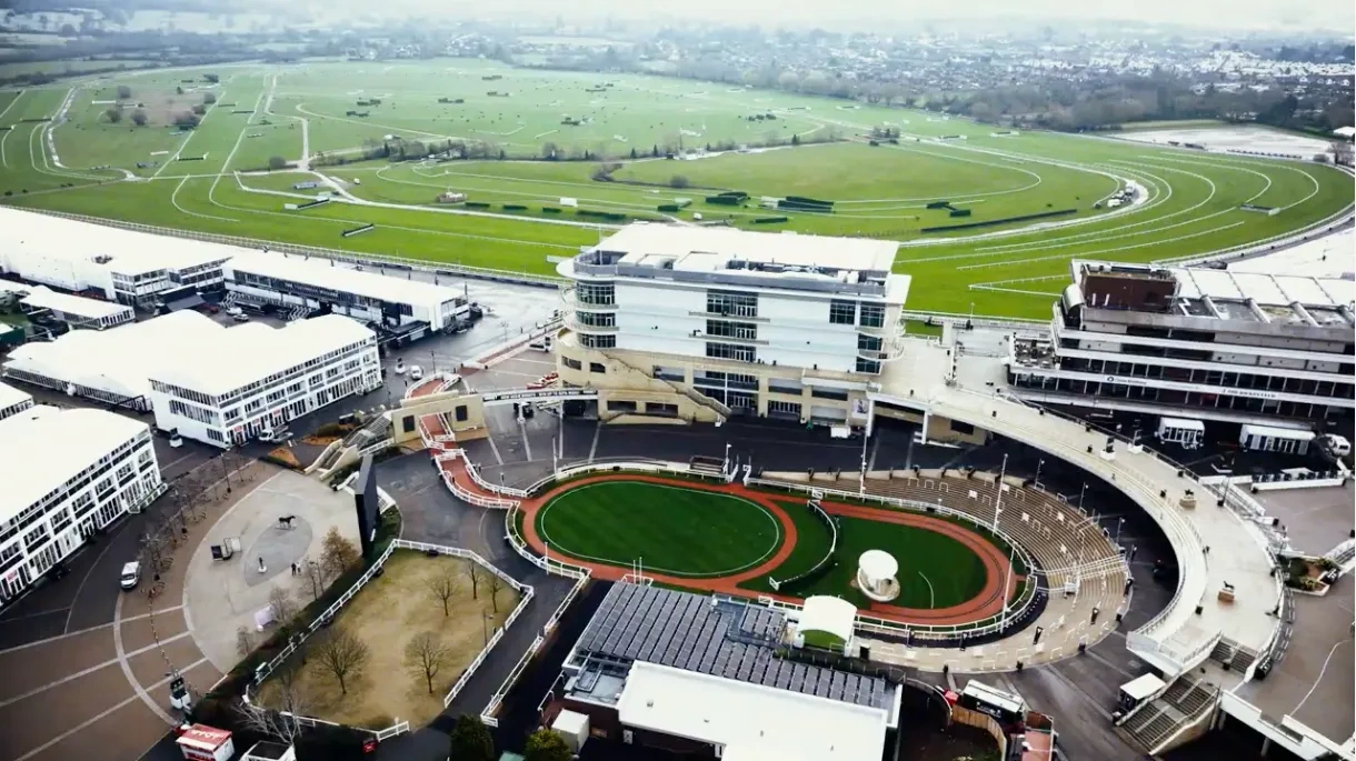 Cheltenham Racecourse1