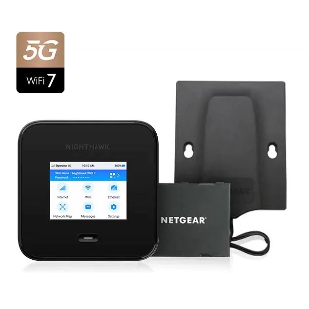 NETGEAR 5G M7 Pro Mobile Router Pack mit externer 5G-Antenne und zusätzlichem Akku  (MR7450AB)